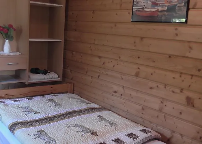 Pension-eula 3* Borna