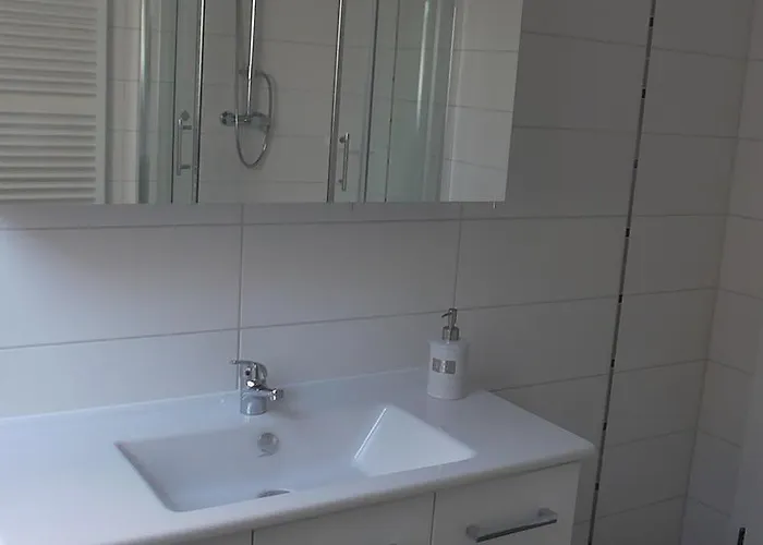 Pension-eula 3* Borna